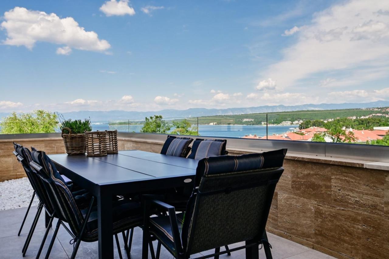 Apartments Sea & Stone Malinska Ngoại thất bức ảnh