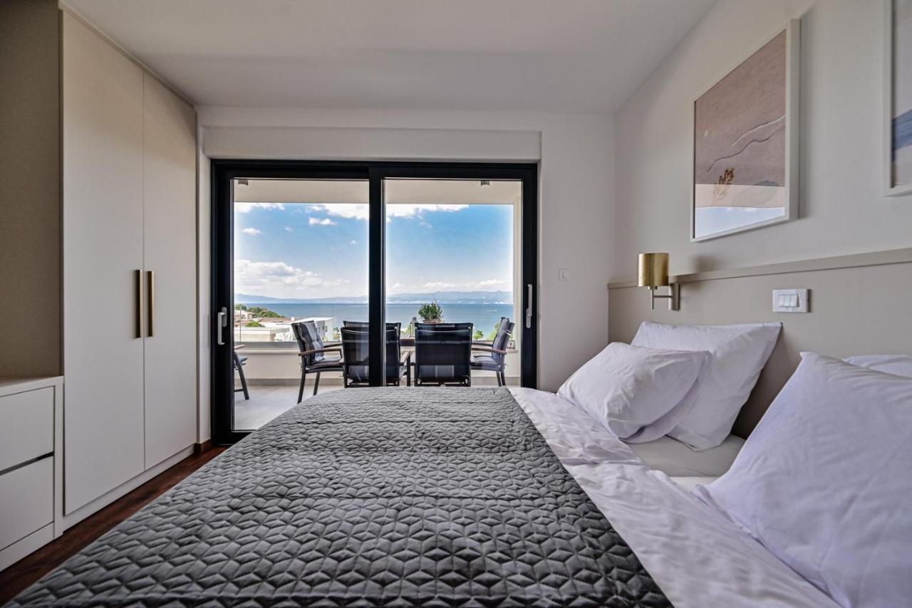 Apartments Sea & Stone Malinska Ngoại thất bức ảnh