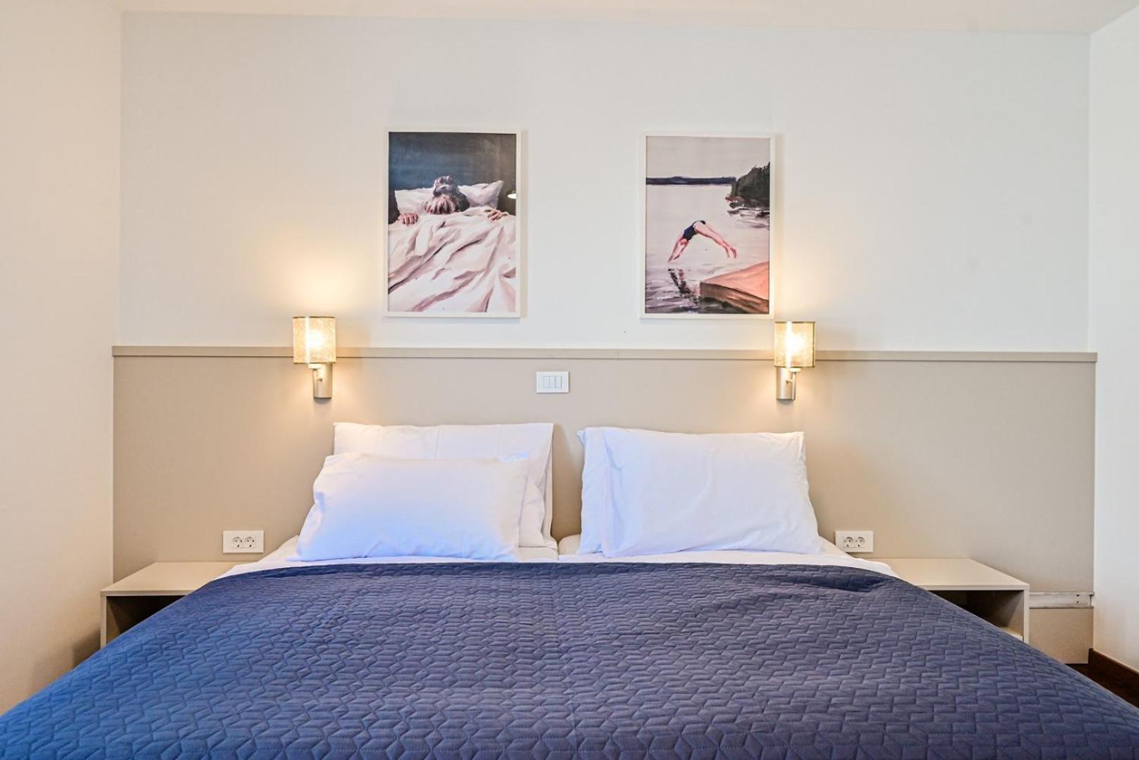 Apartments Sea & Stone Malinska Ngoại thất bức ảnh