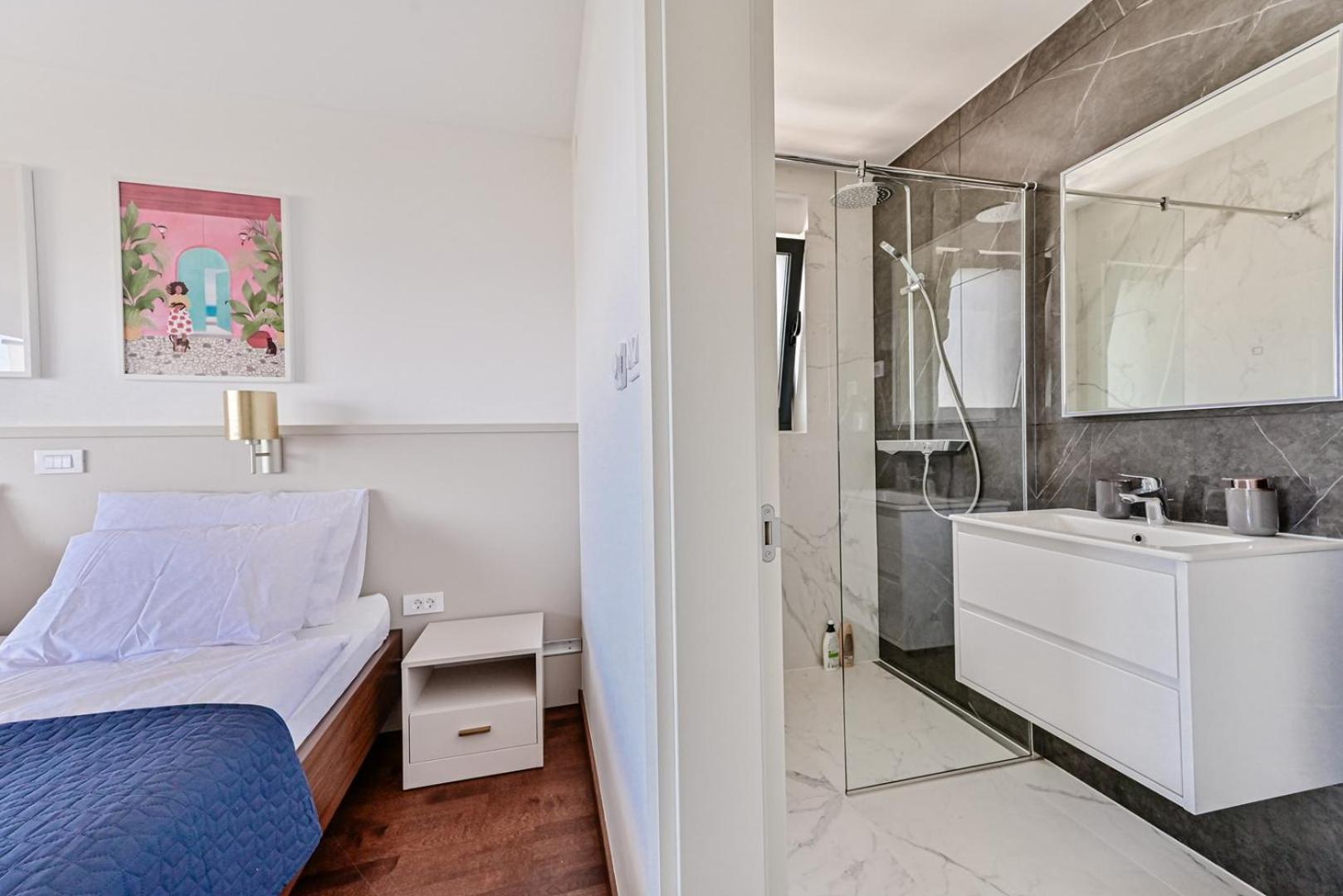 Apartments Sea & Stone Malinska Ngoại thất bức ảnh